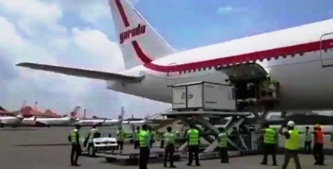 Vaksin produksi Sinopharm tiba di bandara Soetta. (Foto: Dok Net)