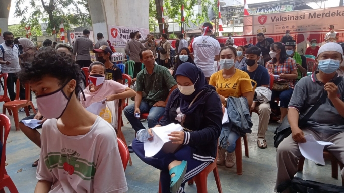 Vaksinasi Merdeka di Gerai 655 Polsek Sawah Besar. (Foto: PMJ News/Yeni)