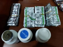 Obat terlarang yang diamankan polisi. (Foto: PMJ News). 