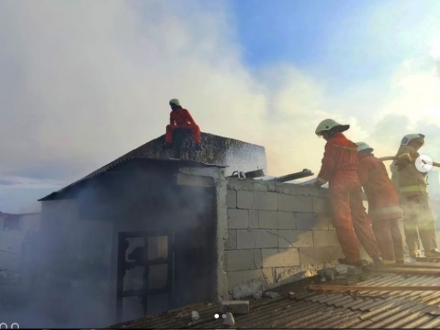 Kebakaran di Kebon Jeruk, Jakbar. (Foto: Instagram Humas Jakfire). 