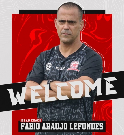  Pelatih asal Brasil, Fabio Araujo Lefundes. (Foto Instagram Madura United). 