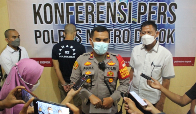 Polres Metro Depok menggelar pengungkapan kasus pencurian sepeda motor. (Foto: PMJ News).