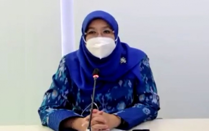 Direktur Pencegahan dan Pengendalian Penyakit Menular Langsung (P2PML) Kemenkes, Siti Nadia Tarmizi dalam konferensi pers. (Foto: PMJ News/YouTube Kemenkes).