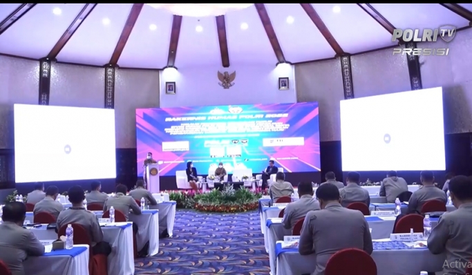 Divisi Humas Polri menggelar rapat kerja teknis (Rakernis) Tahun 2022 di Hotel Mercure Ancol, Jakarta Utara. (Foto: PMJ News/Polri TV)