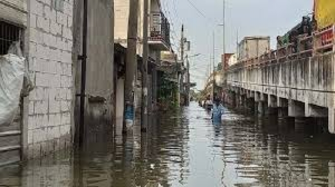 Banjir rob di sepanjang wilayah Pantura. (Foto: Dok Net)