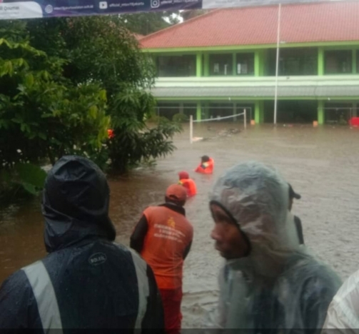 Banjir melanda kawasan Pondok Labu Jaksel. (Foto: Istimewa)