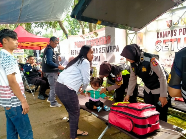 Bhaktikes bagi para korban gempa Cianjur. (Foto: PMJ News)