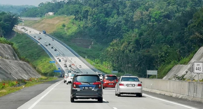 Jalan Tol Pandaan-Malang. (Foto: Auto 2000). 