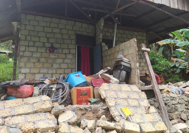 Kerusakan dampak gempa bumi berkekuatan 5,4 magnitudo di Papua. (Foto: PMJ News/Twitter BNPB) 