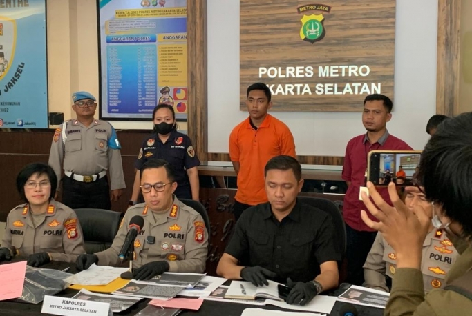 Polres Metro Jakarta Selatan menggelar perkara pengungkapan kasus penganiayaan. (Foto: PMJ News)