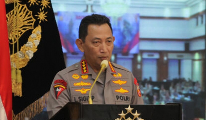 Kapolri Jenderal Listyo Sigit Prabowo beri keterangan. (Foto: PMJ News/Dok Divhumas Polri)