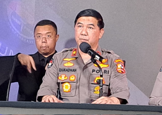 Karo Penmas Divisi Humas Polri, Brigjen Pol Ahmad Ramadhan memberikan keterangan pers. (Foto: PMJ News/Fajar)