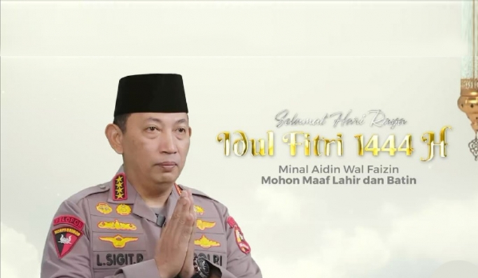 Kapolri Jenderal Listyo Sigit Prabowo menyampaikan ucapan Selamat Idul Fitri 1444 Hijriah. (Foto: PMJ News/Instagram @listyosigitprabowo)