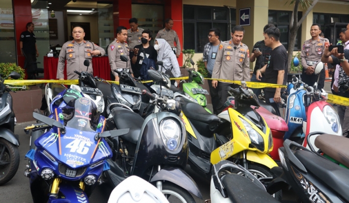 Polres Metro Jakarta Selatan menggelar operasi cipta kondisi dan menjaring 309 sepeda motor yang melintasi JLNT Casablanca. (Foto: PMJ News)