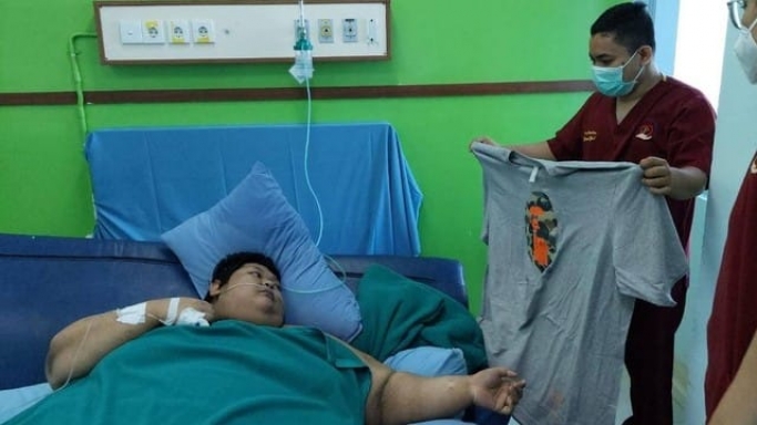 Muhammad Fajri saat dalam perawatan rumah sakit. (Foto: PMJ/Twitter).