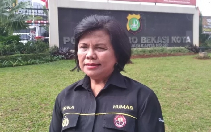 Kasie Humas Polres Metro Bekasi Kota Kompol Erna Ruswing Andari saat memberikan keterangan pers. (Foto: PMJ News)