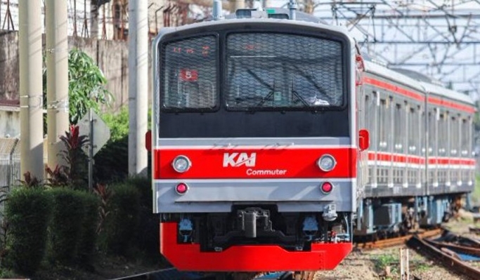 Perjalanan KRL Commuter Line. (Foto: PMJ News/Twitter @CommuterLine)