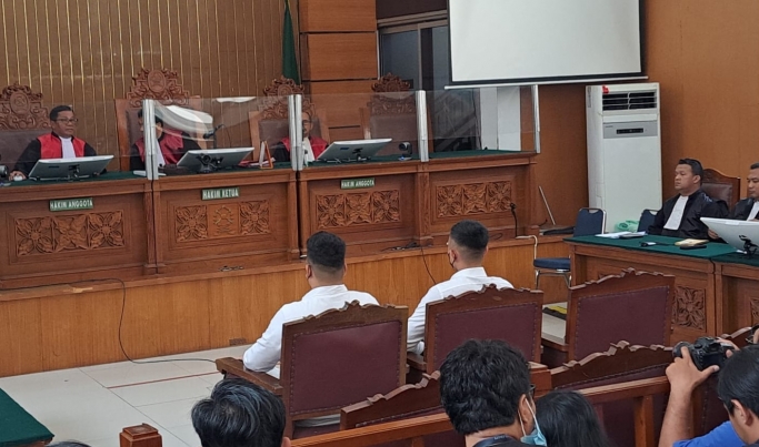 Terdakwa Mario Dandy Satriyo dan Shane Lukas menjalani sidang di PN Jakarta Selatan. (Foto: PMJ news)