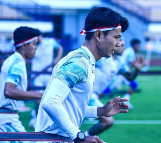 Latihan skuad Persib Bandung di Hari Kemerdekaan. (Foto: IG Persib).