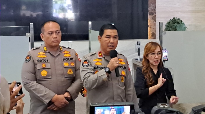 Karo Penmas Divisi Humas Polri Brigjen Pol Ahmad Ramadhan saat memberikan keterangan pers. (Foto: PMJ News/Fajar)