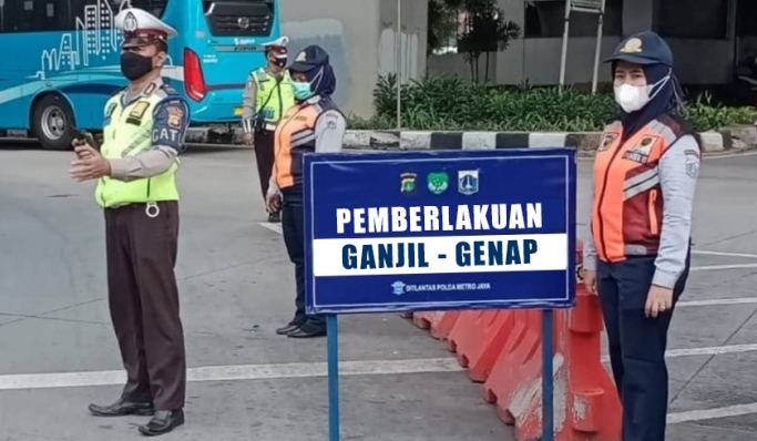 Pelaksanaan penerapan ganjil genap di sejumlah ruas jalan. (Foto: PMJ News/TMC Polda Metro)