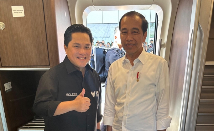 Presiden Jokowi bersama Menteri BUMN Erick Thohir.  (Foto: PMJ News/Twitter @erickthohir)