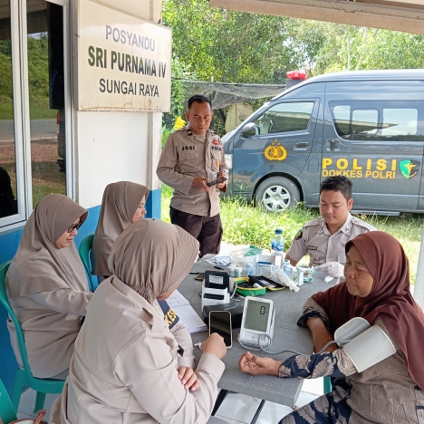Bakti kesehatan masyarakat Pulau Rempang Galang. (Foto: PMJ News)