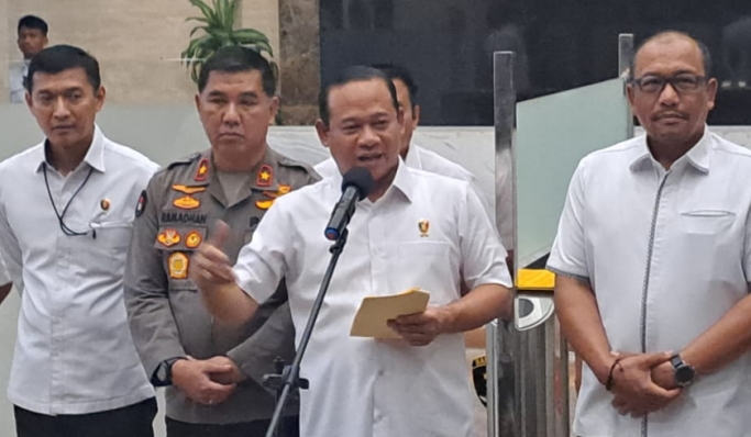 Kasatgas Penegakan Hukum Anti Mafia Bola, Irjen Pol Asep edi Suheri saat memberikan keterangan. (Foto: PMJ News/Fajar)