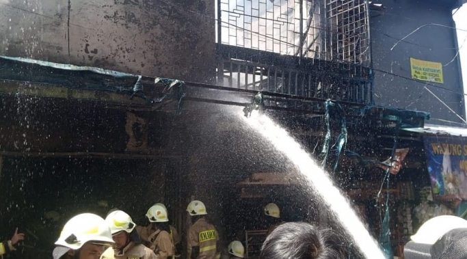 Kebakaran di kawasan Duri Pulo, Gambir, Jakarta Pusat. (Foto: Instagram humasjakfire).