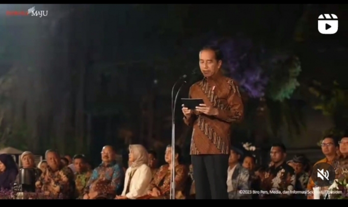 Presiden Jokowi di acara Istana Berbatik. (Foto: IG Jokowi)