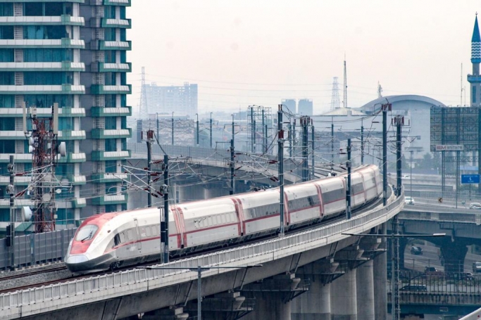 Kereta Cepat Whoosh. (Foto: PMJ News)