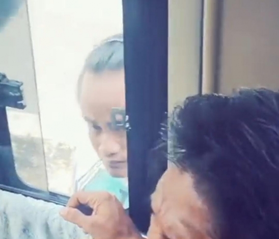Video viral aksi pemerasan ke sopir truk. (Foto: PMJ/IG Lensa Berita).