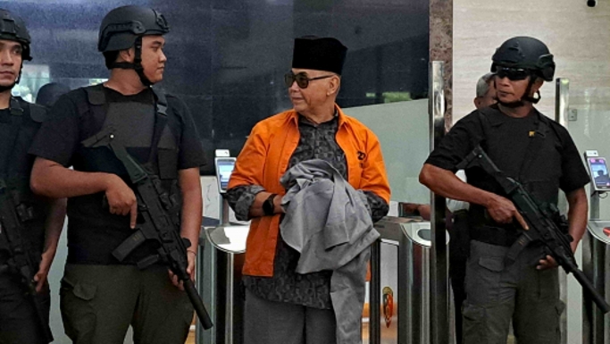 Panji Gumilang berbaju tahanan. (Foto: PMJ/Fajar).