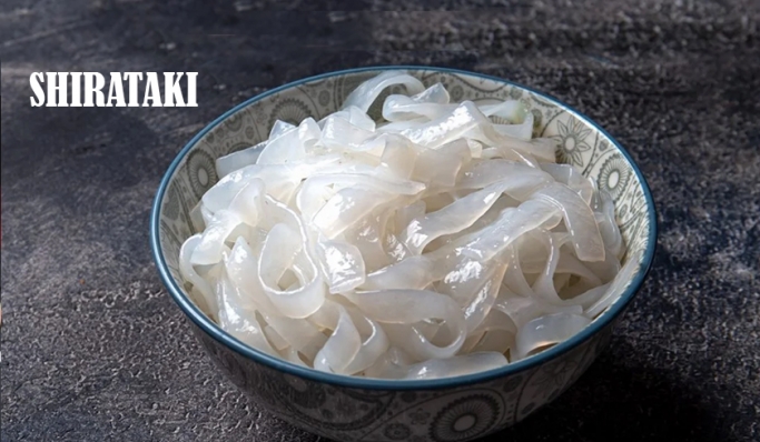 Shirataki dalam bentuk mie atau nasi memiliki kandungan rendah kalori sehingga baik untuk kesehatan. (Foto: Kolase PMJ News)
