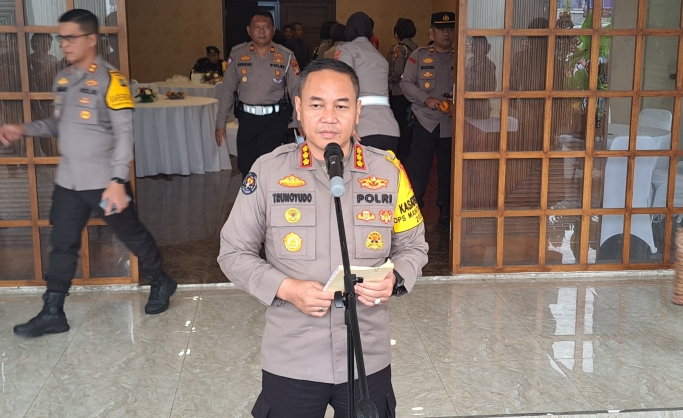 Kabid Humas Polda Metro Jaya Kombes Pol trunoyudo Wisnu Andiko saat memberikan keterangan pers. (Foto: PMJ News/Fajar)