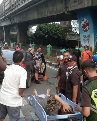 Kecelakaan Mobil Pelat Kedubes di Jakut, 4 Orang Alami Luka. (Foto; PMJ/jakutinfo).