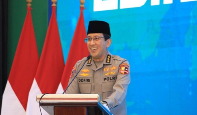 Irwasum Polri, Komjen Pol Ahmad Dofiri saat memberikan pembekalan di Rakernas LDII di Ponpes Minhaajurrosyidiin, Pondok Gede, Jakarta Timur. (Foto: PMJ News)