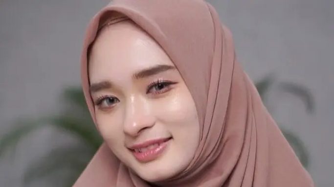 Inara Rusli resmi menjanda. (Foto: PMJ/Instagram).