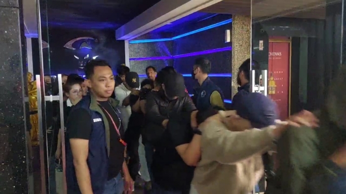 Fox Club KTV Bandung Dirazia, 9 Orang Diamankan. (Foto: PMJ/Ist)