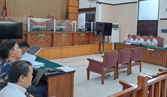 Situasi sidang praperadilan tersangka Firli Bahuri di PN Jakarta Selatan. (Foto: PMJ News/Fajar)