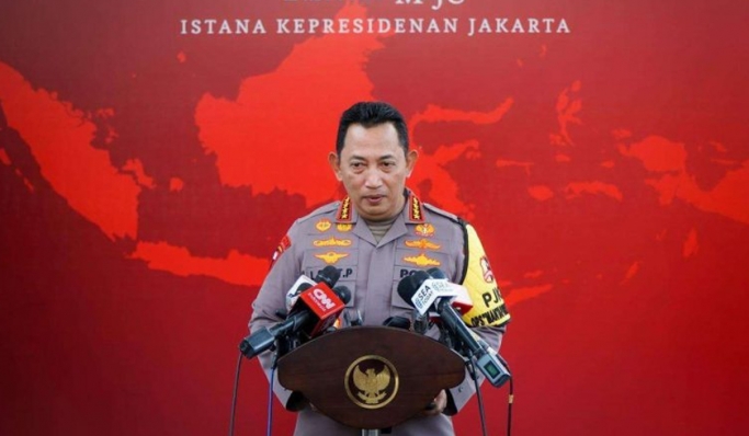 Kapolri Jenderal Listyo Sigit Prabowo saat memberikan keterangan pers. (Foto: PMJ News/Divhumas Polri)