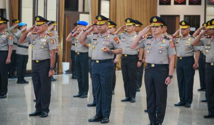 45 perwira tinggi (pati) Polri menjalani Korps Raport atau kenaikan pangkat. (Foto: PMJ News)