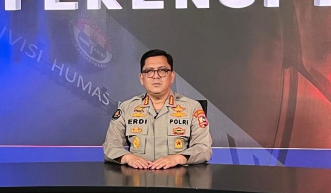 Kepala Bagian Penerangan Umum Divisi Humas Polri, Kombes Pol Erdi A. Chaniago saat konferensi pers. (Foto: PMJ News)