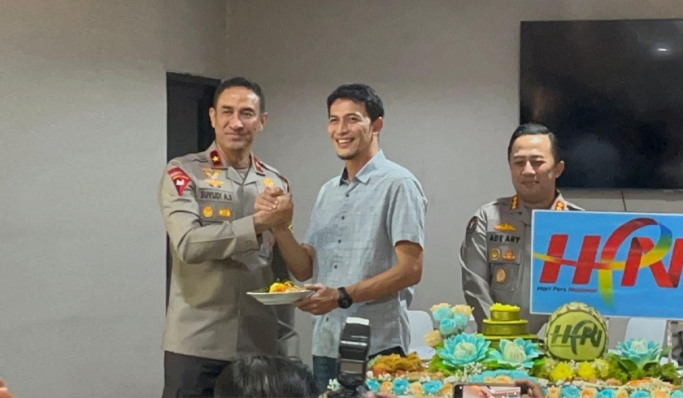 Wakapolda Metro Jaya Brigjen Pol Suyudi Ario Seto menghadiri acara syukuran dalam rangka Hari Pers Nasional 2024. (Foto: PMJ News/Fajar)