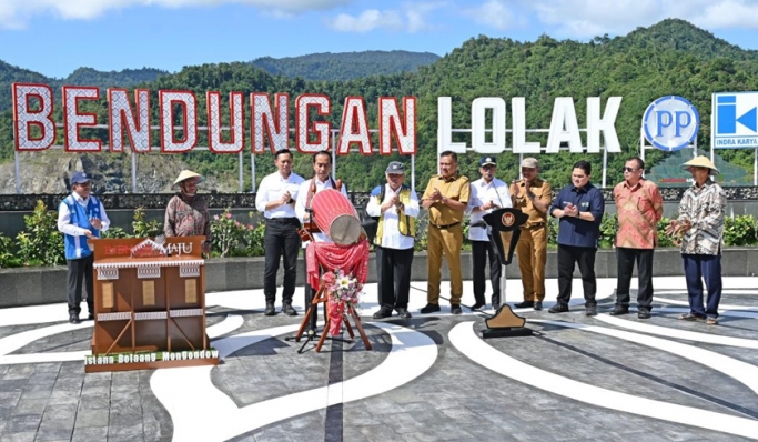 Presiden Jokowi meresmikan Bendungan Lolak di Kabupaten Bolaang Mongondow, Sulawesi Utara. (Foto: PMJ News/BPMI Setpres)