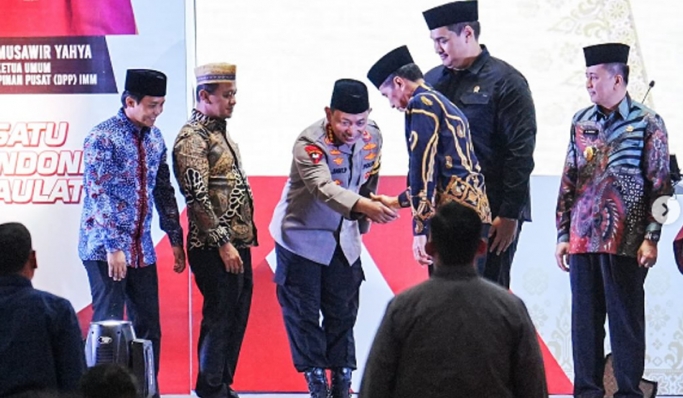 Kapolri Jenderal Listyo Sigit Prabowo menghadiri Mukhtamar Ikatan Mahasiswa Muhammadiyah. (Foto: PMJ News/Instagran @listyosigitprabowo)