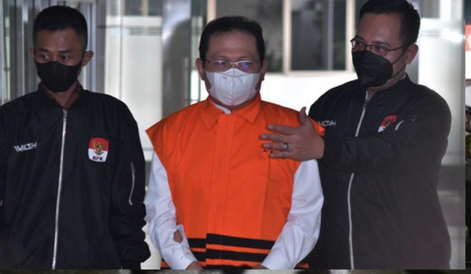 ekretaris Mahkamah Agung nonaktif, Hasan Hasbi berbaju tahanan. (Foto: PMJ News)