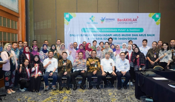 Korlantas Polri bersama Kemenhub dan Kemenkes melakukan ramp check dan tes doping pada masa mudik Lebaran 2024. (Foto: PMJ News)