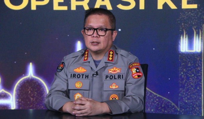 Juru Bicara Humas Polri, Kombes Pol Iroth Laurens Recky saat konferensi pers. (Foto: PMJ News)