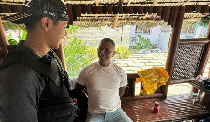 Divisi Hubungan Internasional Polri menangkap kartel narkoba Meksiko di Filipina. (Foto: PMJ News/Instagram @@krishnamurti_bd91)